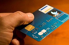 France: Elle fait capoter son agression en se trompant de code de carte bancaire France: Elle fait capoter son agression en se trompant de code de carte bancaire